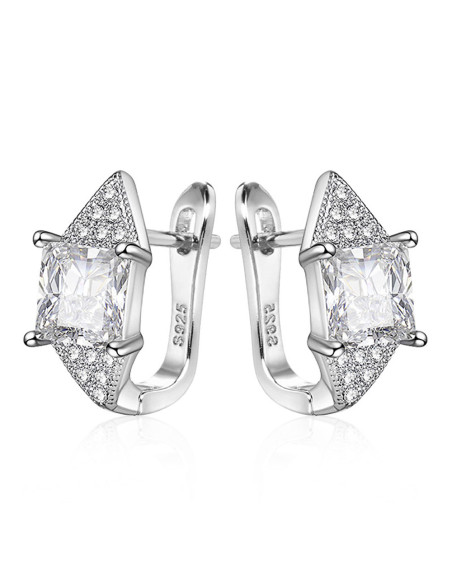 Cercei de mireasa eleganti, model romboidal, cu cristale patrate de zirconie cubice