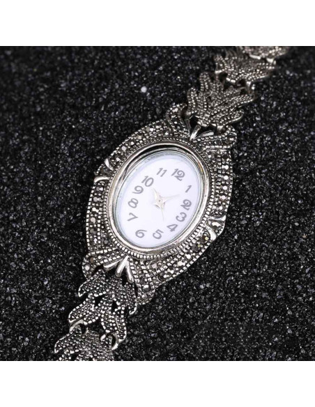 Ceas de mana de dama vintage, bratara model impletit, cadran oval si hematite