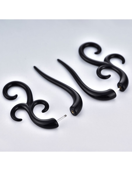 Ear expander fals, model tribal cu trei capete rasucite din plastic negru