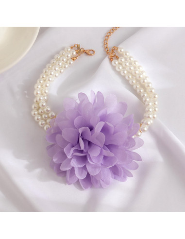Colier choker statement, din trei siruri de perle albe si crizantema textila