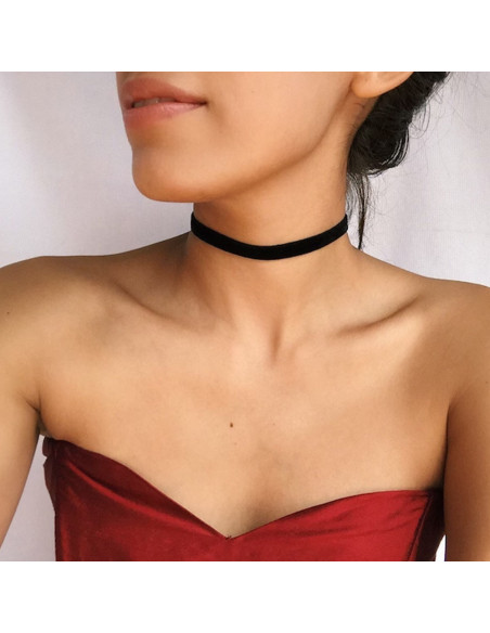 Set 5 coliere choker din catifea, de diverse latimi