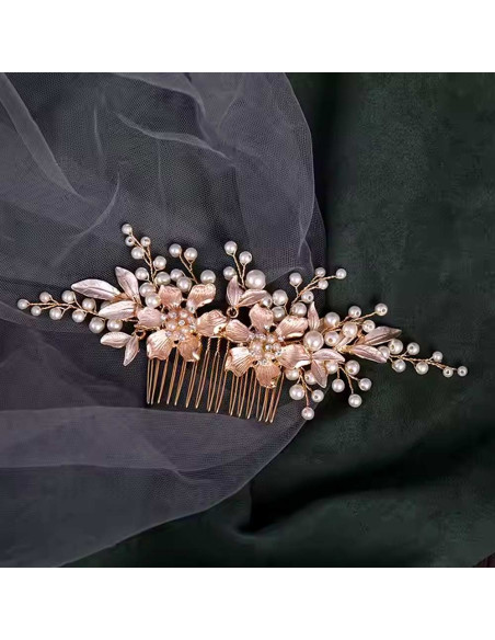Pieptene de par elegant, flori metalice pictate, cu cristale, ramurele cu frunze si perle