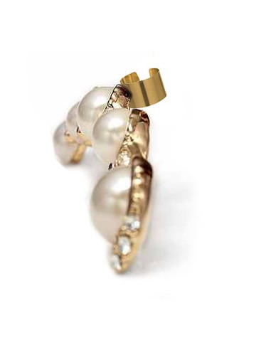Cercel tip ear cuff, model cu cinci perle si cristale mici