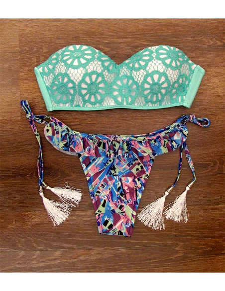 Costum de baie BOHO cu dantela si slip cu fustita floral
