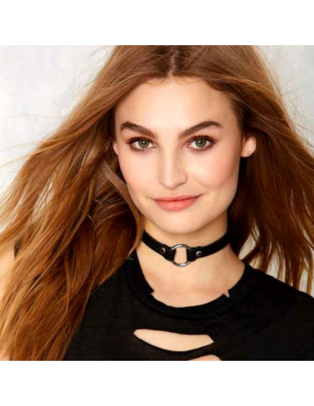 Colier choker din piele ecologica, cu inel mare argintiu